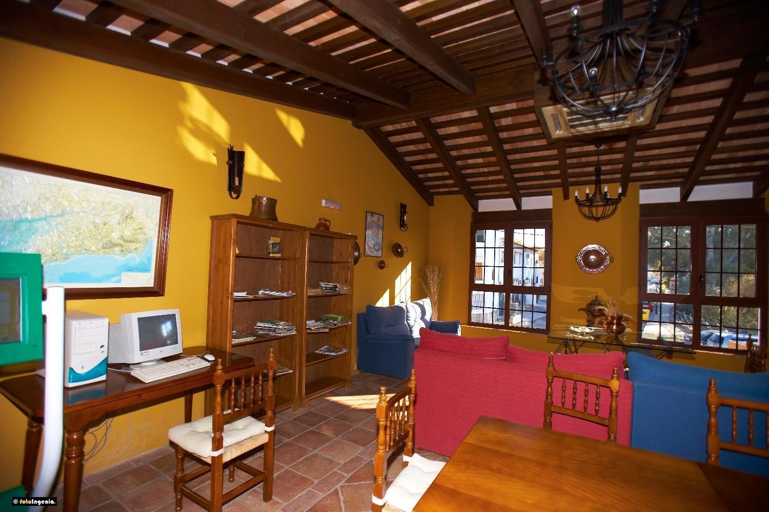 Hotel Enrique Calvillo El Bosque Zewnętrze zdjęcie